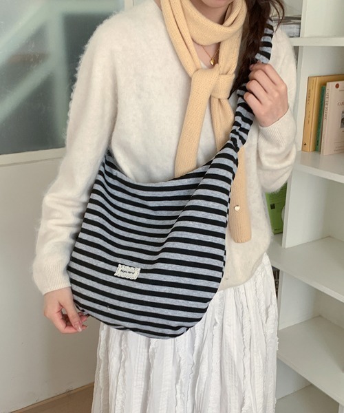 mebole(メボレ)の「Gather Strap Nuance Tote(トートバッグ・レディース・A/C/B・FREE)」の13枚目の写真