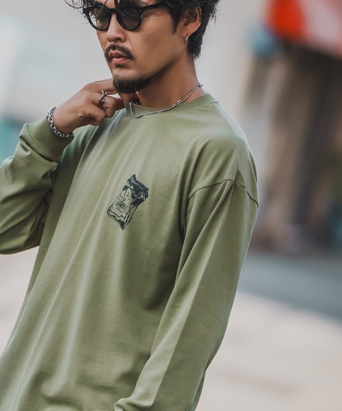 En serio TOKYO(エンソリオトーキョー)の「【SIDEWAYSTANCE】シガレット長袖Tシャツ 70576(Tシャツ/カットソー・メンズ・ホワイト/ブラック/カーキ・SMALL/MEDIUM/LARGE/X-LARGE)」の13枚目の写真