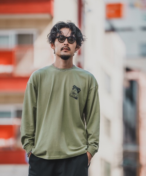 En serio TOKYO(エンソリオトーキョー)の「【SIDEWAYSTANCE】シガレット長袖Tシャツ 70576(Tシャツ/カットソー・メンズ・ホワイト/ブラック/カーキ・SMALL/MEDIUM/LARGE/X-LARGE)」の14枚目の写真