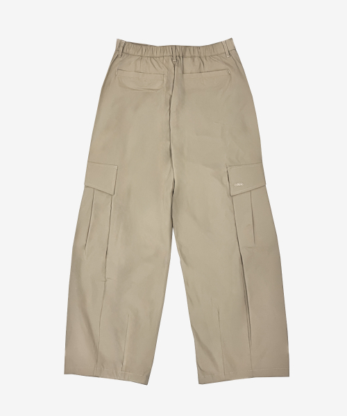 KZM（ケージエム）の「HDナイロンパンツ（スウェットパンツ・レディース・ベージュ・LARGE/MEDIUM/SMALL）」の7枚目の写真