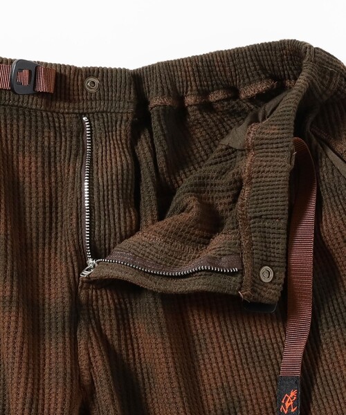 Gramicci(グラミチ)の「【別注】Gramicci / Waffle Cargo Shorts(カーゴパンツ・メンズ・ブラウン/ブラック・SMALL/LARGE/MEDIUM)」の14枚目の写真
