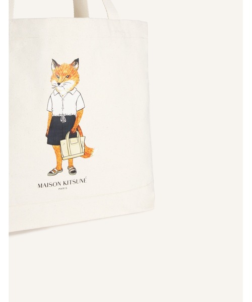 Maison Kitsune（メゾンキツネ）の「DRESSED FOX TOTE（トートバッグ・メンズ・アイボリー・U）」の4枚目の写真
