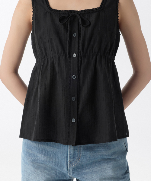 MUSINSA STANDARD WOMAN（ムシンサスタンダードウーマン）の「ウィメンズバーティカルテクスチャーボタンスリーブレストップ[ブラック]（Tシャツ/カットソー・レディース・その他・X-SMALL/SMALL/MEDIUM/LARGE）」の5枚目の写真