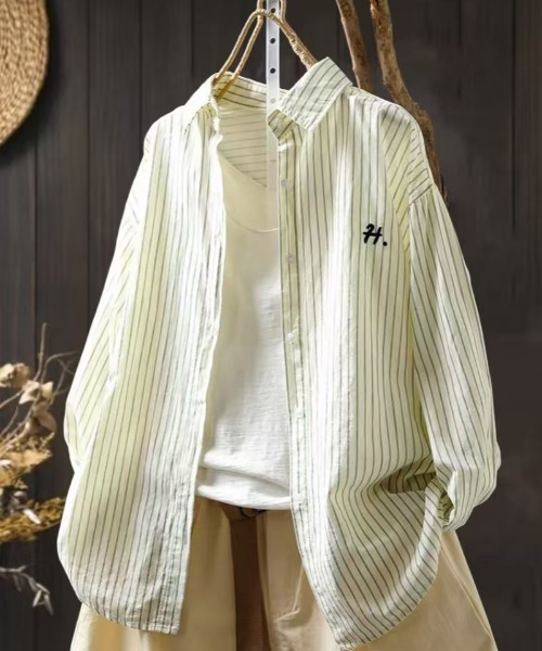LUCPY（ラクピー）の「ストライプオーバーサイズシャツ（シャツ/ブラウス・レディース・イエロー/ピンク/グリーン/ライトブルー/ホワイト・FREE）」の5枚目の写真