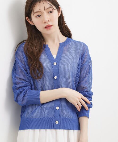 grove(グローブ)の「【貴島明日香さん着用】ラメメッシュキーネックカーディガン(カーディガン/ボレロ・レディース・オフホワイト/ブルー系その他/ブラウン系その他・03/02/04/05)」の3枚目の写真