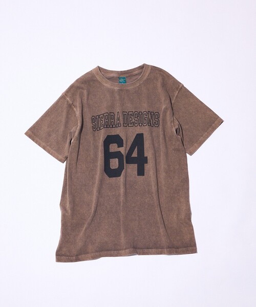 SIERRA DESIGNS(シェラデザイン)の「【Good On × SIERRA DESIGNS】64 カレッジロゴ プリントTシャツ(Tシャツ/カットソー・レディース・アイボリー/ブラック/ブラウン/ネイビー・フリー)」の3枚目の写真