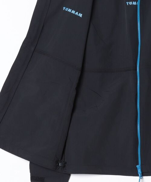 Mammut（マムート）の「マムート MAMMUT ハイキングWBフーデットジャケット AE（マウンテンパーカー・メンズ・ブラック/ネイビー・M/L/LL/3L）」の4枚目の写真