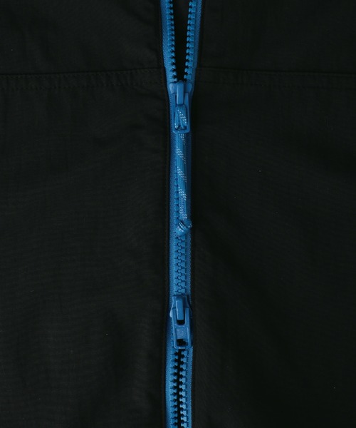 Mammut(マムート)の「マムート MAMMUT ハイキングWBフーデットジャケット AE(マウンテンパーカー・メンズ・ブラック/ネイビー・M/L/LL/3L)」の15枚目の写真
