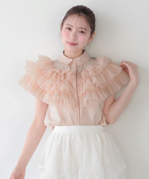 Fit more(フィットモア)の「ボリュームチュールフリルトップス(シャツ/ブラウス・レディース・コーラル/ホワイト/ブルー・FREE)」の4枚目の写真