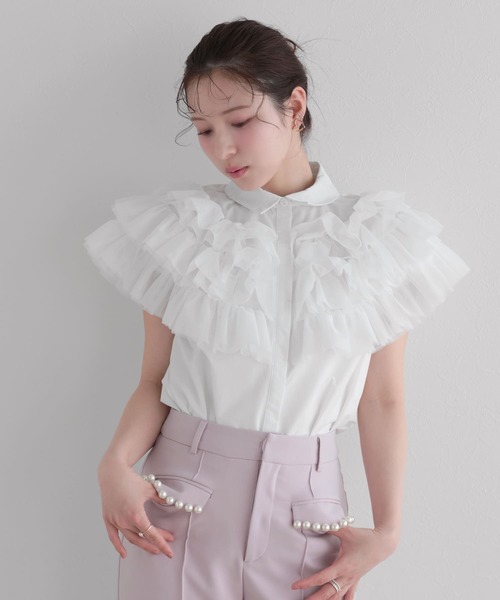 Fit more(フィットモア)の「ボリュームチュールフリルトップス(シャツ/ブラウス・レディース・コーラル/ホワイト/ブルー・FREE)」の15枚目の写真