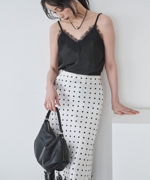 Anclear oui（アンクリアウィ）の「ワンハンドルバッグ（ハンドバッグ・レディース・Red/Black/White・F）」の10枚目の写真