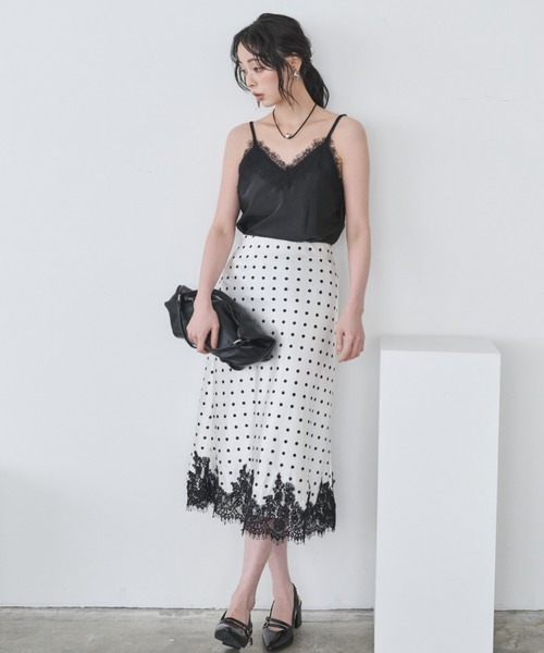 Anclear oui（アンクリアウィ）の「ワンハンドルバッグ（ハンドバッグ・レディース・Red/Black/White・F）」の15枚目の写真