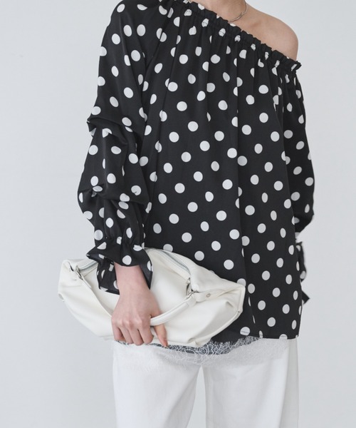 Anclear oui（アンクリアウィ）の「ワンハンドルバッグ（ハンドバッグ・レディース・Red/Black/White・F）」の8枚目の写真