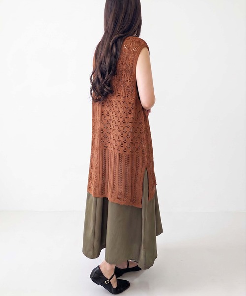 styiro(スタイロ)の「透かし編み かぎ針風 パッチワーク ニットベスト ジレ レイヤードトップス(ベスト・レディース・ライトベージュ/ブラウン・M)」の2枚目の写真