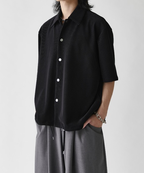 Lui's（ルイス）の「コードピケ半袖コーチシャツ（シャツ/ブラウス・メンズ・ブラック/グレー・M/S）」の5枚目の写真