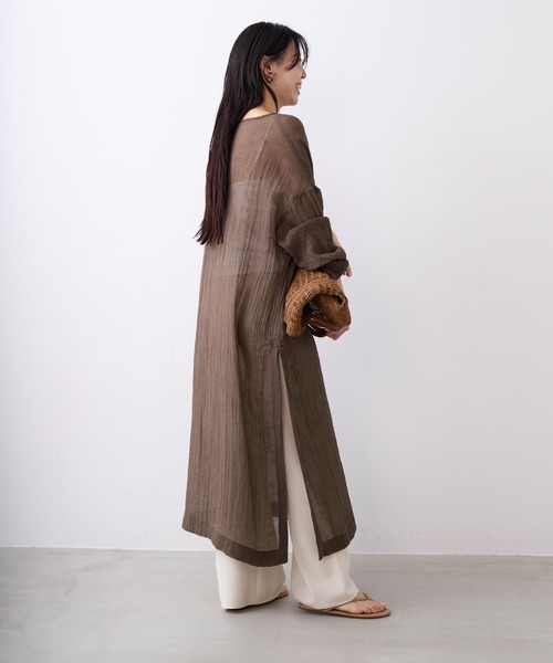 MICA&DEAL(マイカ&ディール)の「ヘンリーネックシアーワンピース(ワンピース・レディース・オフホワイト/ブラック/ブラウン・FREE)」の18枚目の写真