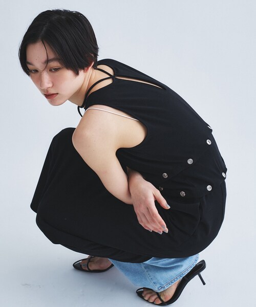 CODE A(コードエー)の「modular split dress(ワンピース・レディース・ブラック/ベージュ・38/36)」の2枚目の写真