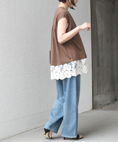SHIPS Colors(シップス カラーズ)の「SHIPS Colors:〈手洗い可能〉レースヘム フレンチスリーブ チュニック(Tシャツ/カットソー・レディース・オフホワイト/ブラック/ブラウン・ONE SIZE)」の14枚目の写真