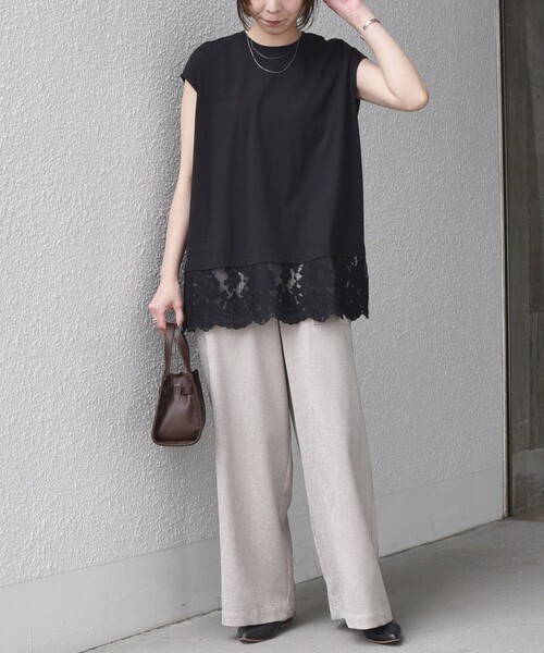 SHIPS Colors(シップス カラーズ)の「SHIPS Colors:〈手洗い可能〉レースヘム フレンチスリーブ チュニック(Tシャツ/カットソー・レディース・オフホワイト/ブラック/ブラウン・ONE SIZE)」の22枚目の写真