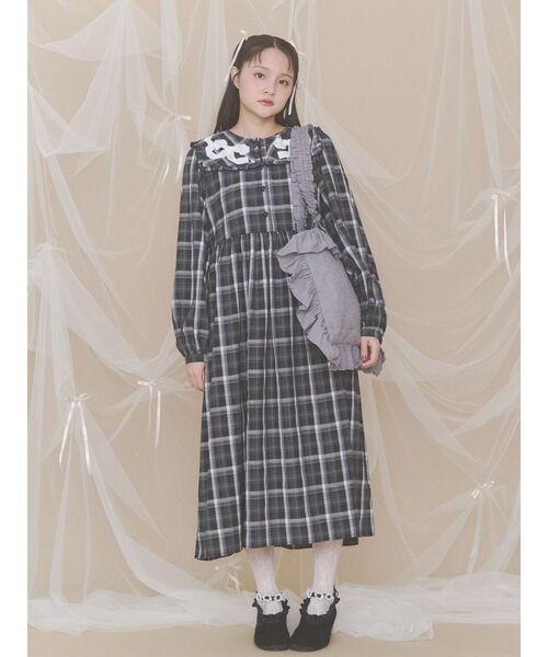 merry jenny(メリージェニー)の「レースデコラティブトートbag(トートバッグ・レディース・チャコールグレー/オフホワイト・FREE)」の13枚目の写真