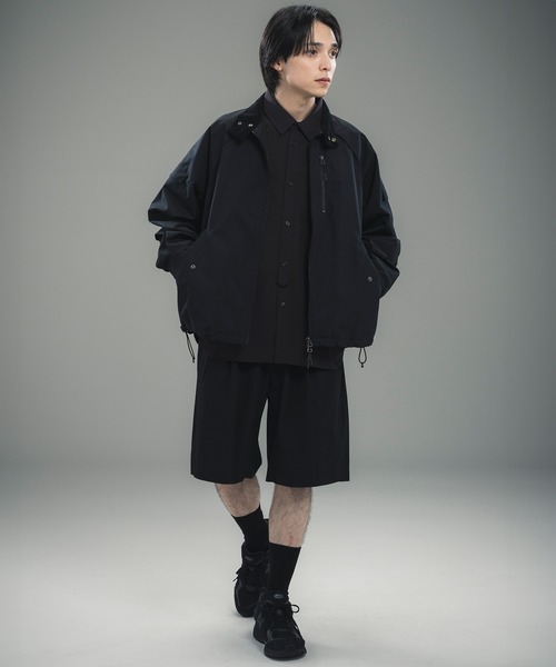 +phenix(プラスフェニックス)の「+phenix(プラスフェニックス)2-TUCK HALF SLACKS / ツータック ハーフスラックス(その他パンツ・メンズ・グレー/チャコール/ブラック・L/S/M)」の8枚目の写真