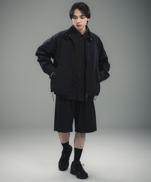 +phenix(プラスフェニックス)の「+phenix(プラスフェニックス)2-TUCK HALF SLACKS / ツータック ハーフスラックス(その他パンツ・メンズ・グレー/チャコール/ブラック・L/S/M)」の9枚目の写真