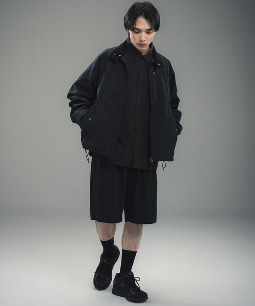 +phenix(プラスフェニックス)の「+phenix(プラスフェニックス)2-TUCK HALF SLACKS / ツータック ハーフスラックス(その他パンツ・メンズ・グレー/チャコール/ブラック・L/S/M)」の11枚目の写真