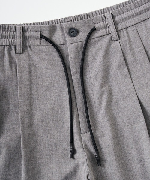 +phenix(プラスフェニックス)の「+phenix(プラスフェニックス)2-TUCK HALF SLACKS / ツータック ハーフスラックス(その他パンツ・メンズ・グレー/チャコール/ブラック・L/S/M)」の8枚目の写真