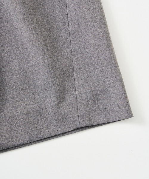 +phenix(プラスフェニックス)の「+phenix(プラスフェニックス)2-TUCK HALF SLACKS / ツータック ハーフスラックス(その他パンツ・メンズ・グレー/チャコール/ブラック・L/S/M)」の10枚目の写真