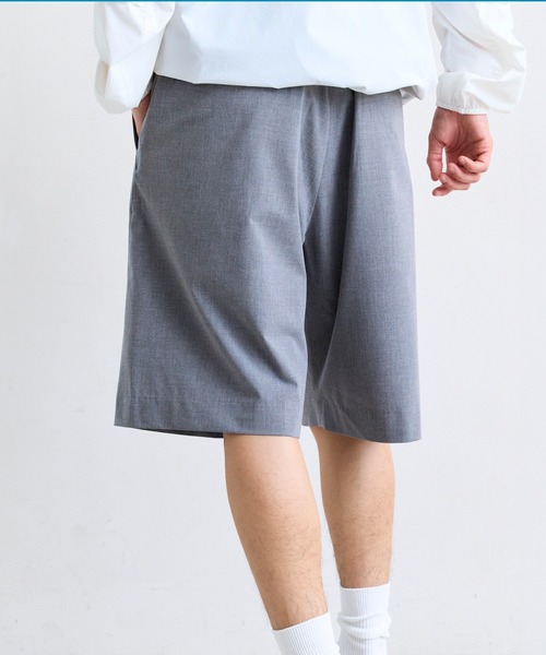 +phenix(プラスフェニックス)の「+phenix(プラスフェニックス)2-TUCK HALF SLACKS / ツータック ハーフスラックス(その他パンツ・メンズ・グレー/チャコール/ブラック・L/S/M)」の17枚目の写真