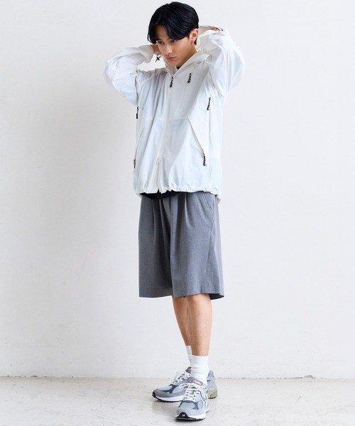 +phenix(プラスフェニックス)の「+phenix(プラスフェニックス)2-TUCK HALF SLACKS / ツータック ハーフスラックス(その他パンツ・メンズ・グレー/チャコール/ブラック・L/S/M)」の22枚目の写真