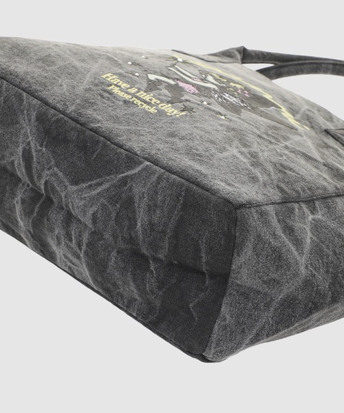 GANNI(ガニー)の「Medium Trapeze Shopper Fairy Print(トートバッグ・レディース・ブラック系その他・ONE SIZE)」の6枚目の写真