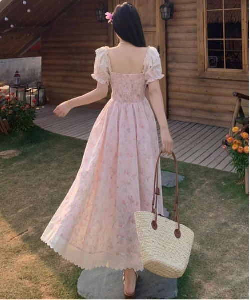 ＆soiree（アンドソワレ）の「クルーネックレース花柄半袖ワンピース（ワンピース・レディース・ピンク・X-LARGE/LARGE/MEDIUM/SMALL）」の3枚目の写真