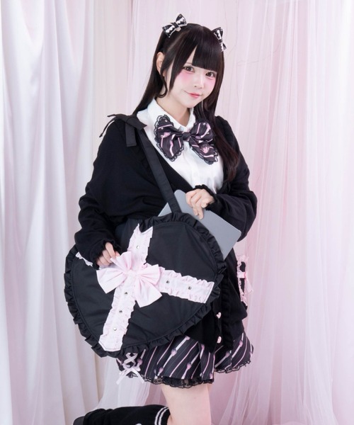 mine by LAFARY(マインバイラファリー)の「《ビビちゃん×mine》ハートクロストートバッグ(トートバッグ・レディース・ピンク/ブラック・FREE)」の4枚目の写真