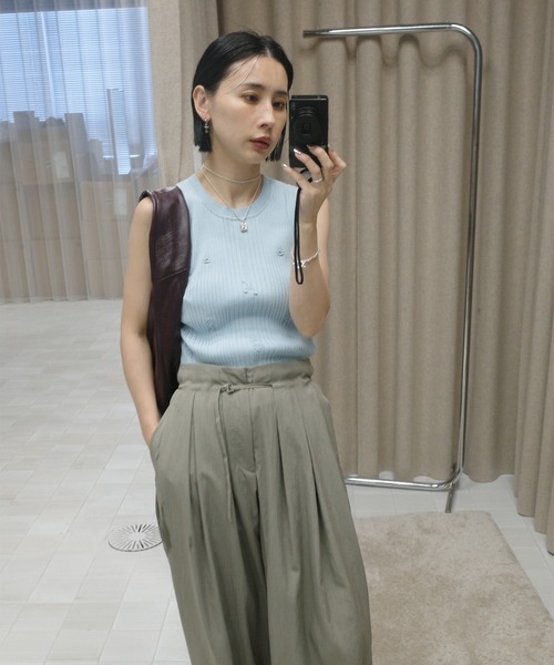 Ameri(アメリ)の「MEDI FRUIT RIB KNIT TANK(タンクトップ・レディース・クリーム/ライトブルー/ブラック・FREE)」の4枚目の写真
