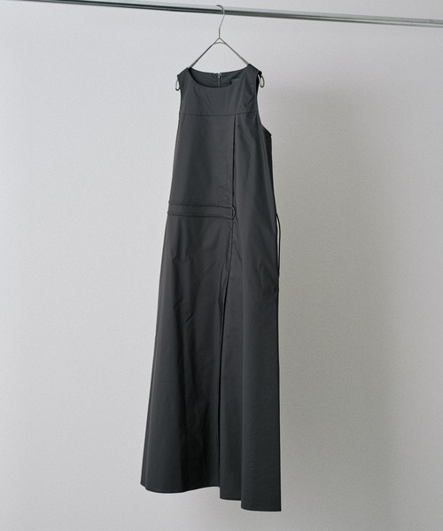 c/est(シーエ)の「【 c/est / シーエ 】 HARPER / コットンナイロンワンピース 2626003 API(ワンピース・レディース・カーキ/ブラック・FREE)」の2枚目の写真