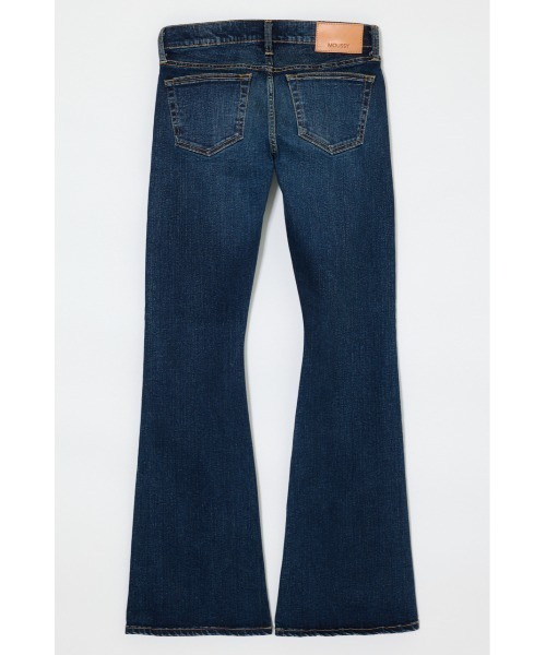 MOUSSY（マウジー）の「【26年AW新作】LOWRISE Rebirth BOOTCUT（デニムパンツ・レディース・ワンウォッシュ/ダークブルー・25inch/26inch/24inch/23inch）」の20枚目の写真