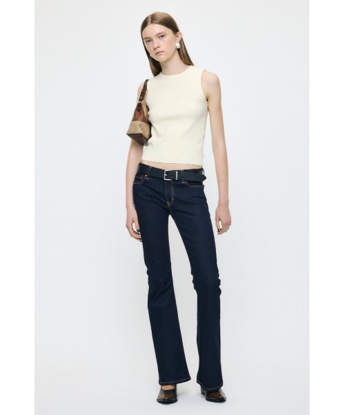 MOUSSY（マウジー）の「【26年AW新作】LOWRISE Rebirth BOOTCUT（デニムパンツ・レディース・ワンウォッシュ/ダークブルー・25inch/26inch/24inch/23inch）」の10枚目の写真