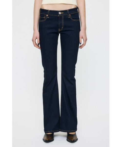 MOUSSY（マウジー）の「【26年AW新作】LOWRISE Rebirth BOOTCUT（デニムパンツ・レディース・ワンウォッシュ/ダークブルー・25inch/26inch/24inch/23inch）」の12枚目の写真