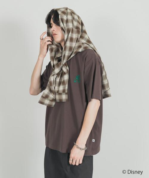 SENSE OF PLACE by URBAN RESEARCH（センスオブプレイスバイアーバンリサーチ）の「別注/Disney/グラフィックTシャツB（Tシャツ/カットソー・メンズ・ライトブルー/ブラウン/ライトグレー・LARGE/MEDIUM）」の19枚目の写真