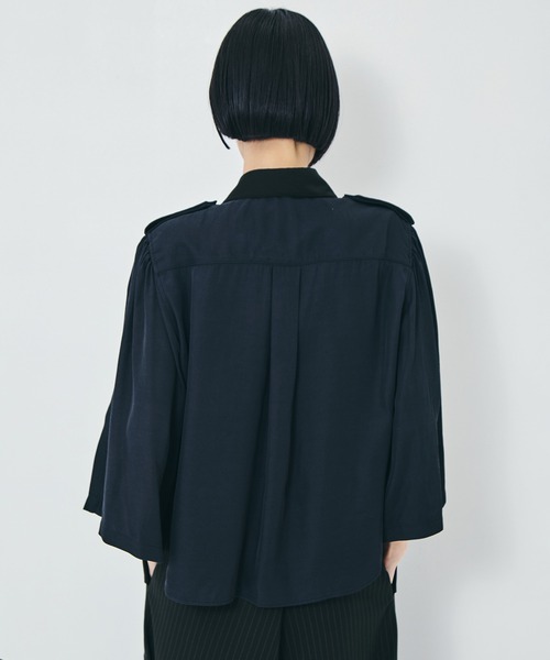 TOGA PULLA(トーガ プルラ)の「【TOGA PULLA/トーガプルラ】Rayon silk twill shirt/レーヨンシルクツイルシャツ(シャツ/ブラウス・レディース・ネイビー・36)」の3枚目の写真