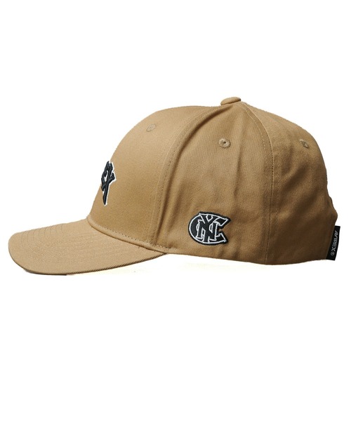 AVIREX（アヴィレックス）の「【es】【AVIREX】VARSITY 3DLOGO CAP（キャップ・メンズ・ライトグレー/ベージュ/ブラック・FREE）」の6枚目の写真