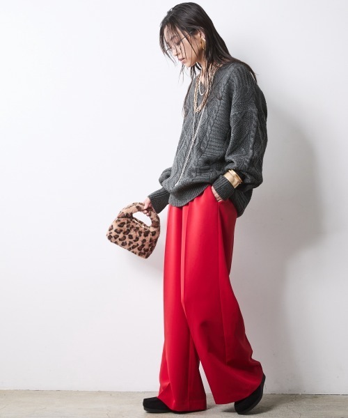 CHIC STYLE(シックスタイル)の「ケーブル編Vネックロングスリーブニットプルオーバー<大きいサイズ有>シックスタイル(ニット/セーター・レディース・アイボリー/グレー/キャメル・5L/4L/3L/LL/L/M)」の10枚目の写真