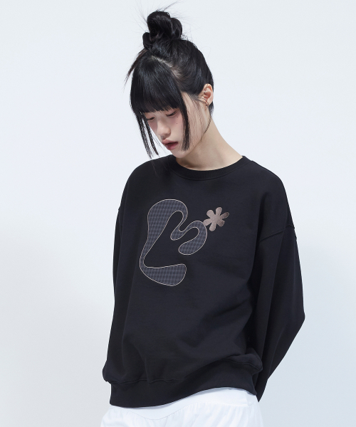 LMR(エルエムアール)の「アプリケフローラルロゴスウェット BLACK(スウェット・レディース・ブラック・SMALL/MEDIUM)」の10枚目の写真