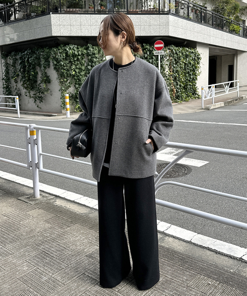 JOURNAL STANDARD（ジャーナルスタンダード）の「《追加》スーパー140ビーバーノーカラーショートコート（ノーカラーコート・レディース・ブラック/チョコ/ホワイト×ホワイト/グレー・36/38）」の8枚目の写真