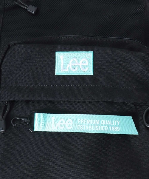 Lee(リー)の「Lee(リー)ブランドネームキーホルダー付 ワンポイントロゴ刺繍 メッシュポケット 撥水バックパック/リュックサック(バックパック/リュック・レディース・ブラック×ホワイト/ブラック×パープル/ブラック×ピンク/ブラック×ブラック/ブラック×グリーン・FREE)」の13枚目の写真