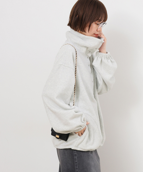JOURNAL STANDARD relume(ジャーナルスタンダード レリューム)の「《追加》ソフトフリースオーバーサイズプルオーバー(その他トップス・レディース・チャコールグレー/ライトグレー/ベージュ・FREE)」の2枚目の写真