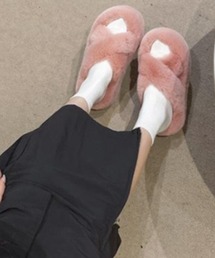 クロスストラップ厚底ファーサンダル