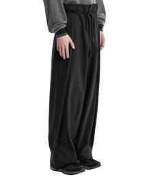 AJOBYAJO（アジョバイアジョ）の「Cotton Twill One Tuck Pants [BLACK]（その他パンツ）」