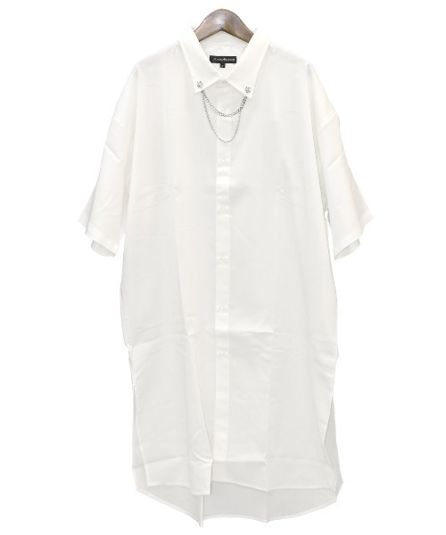LUXSTYLE(ラグスタイル)の「チェーンネックカラーピン付き無地ロング丈半袖シャツ(シャツ/ブラウス・メンズ・ホワイト/ブラック・FREE)」の9枚目の写真